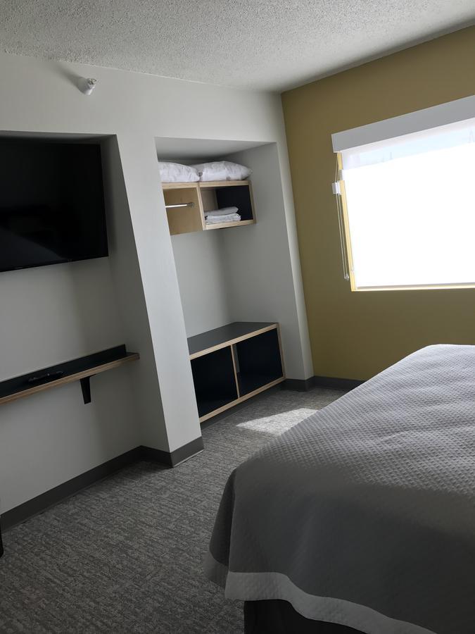 The Nest Hotel Rapid City Bagian luar foto