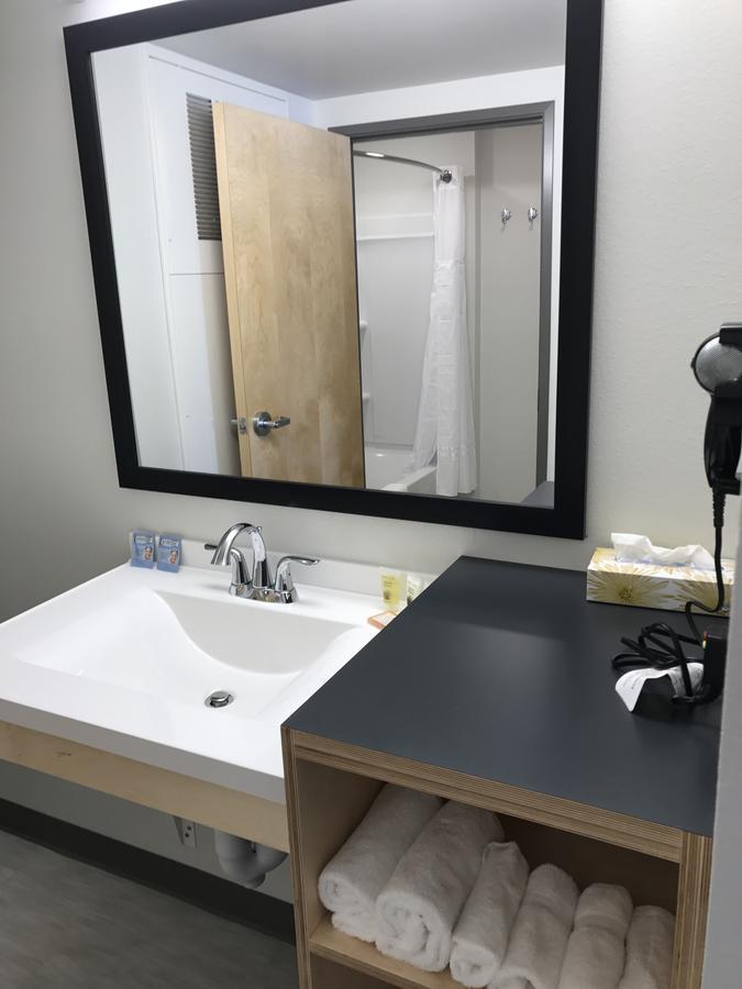 The Nest Hotel Rapid City Bagian luar foto