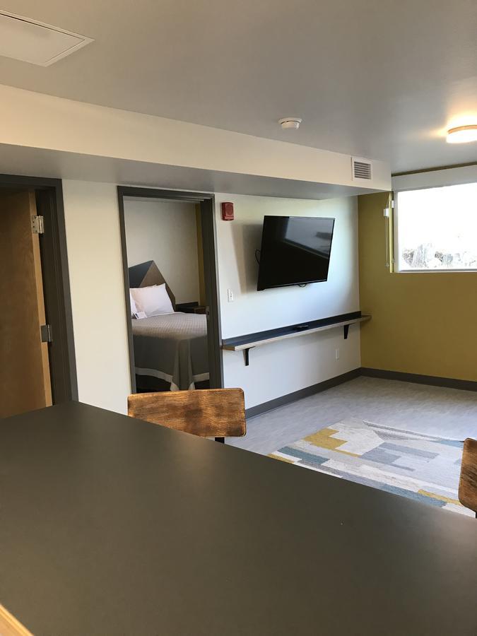 The Nest Hotel Rapid City Bagian luar foto